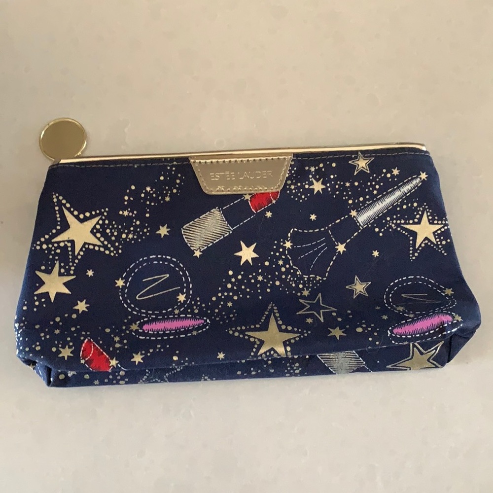 Estée Lauder makeup bag